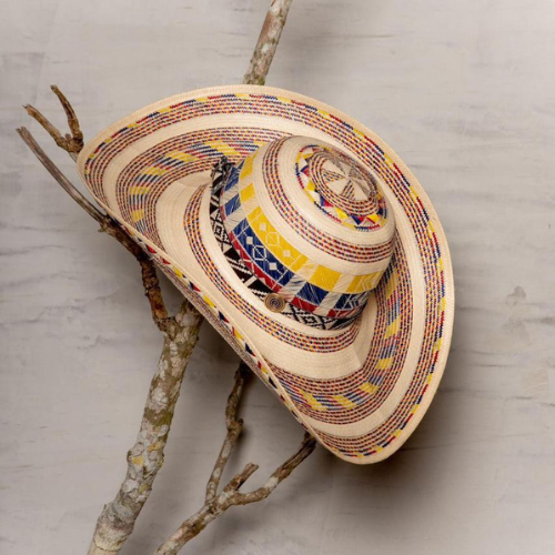 SOMBRERO TIPICO VUELTIAO No. 15 BLANCO AMARILLO AZUL Y ROJO